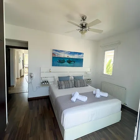 Azul Villa